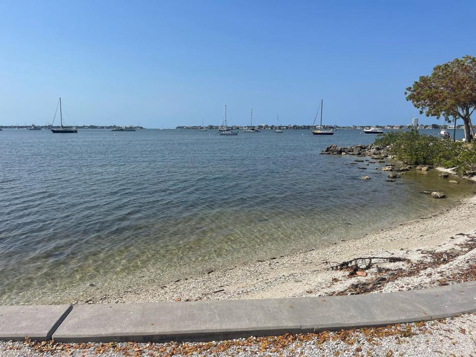 Contact Us in Holmes Beach, FL Island Hoppers Boat Tours